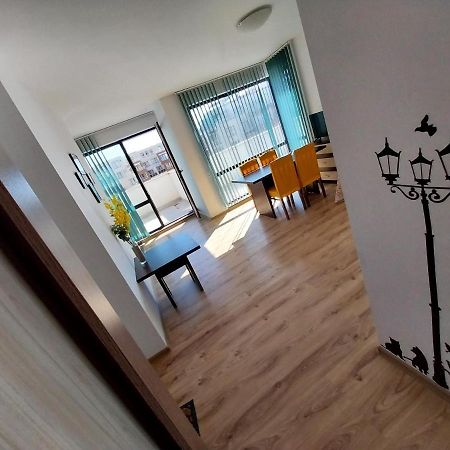 Созопол Апартаменти Azuro Εξωτερικό φωτογραφία